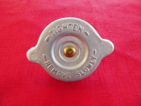 Radiator Cap 16 PSI 1970-74 Zinc